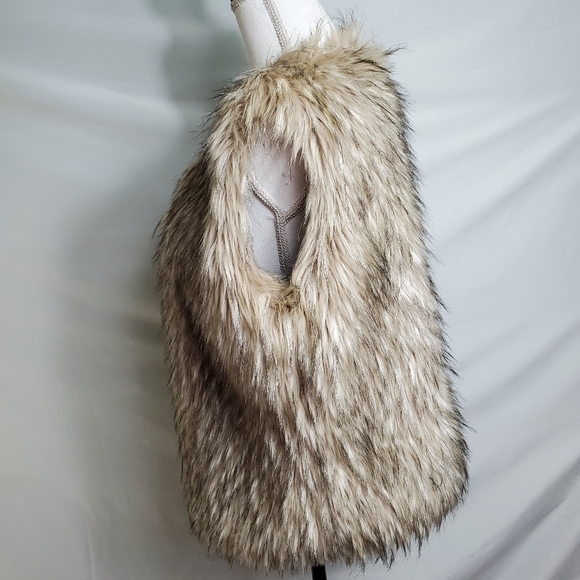 Mixit Faux Fur Lined Sleeveless Vest  Sz S… - Picture 4 of 8